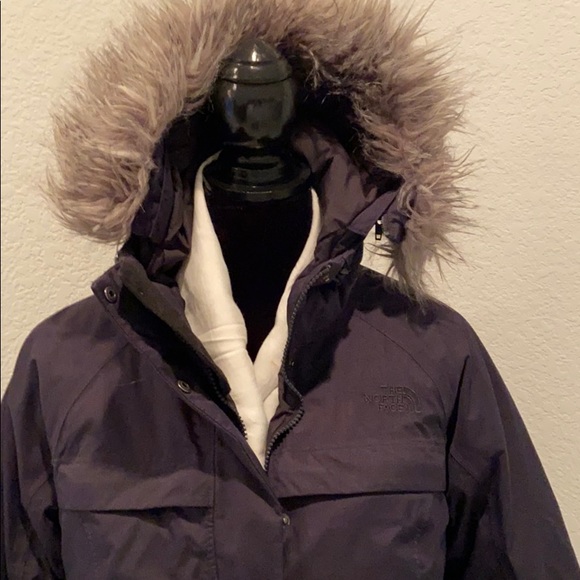 EUC The North Face women’s parka - Picture 2 of 10